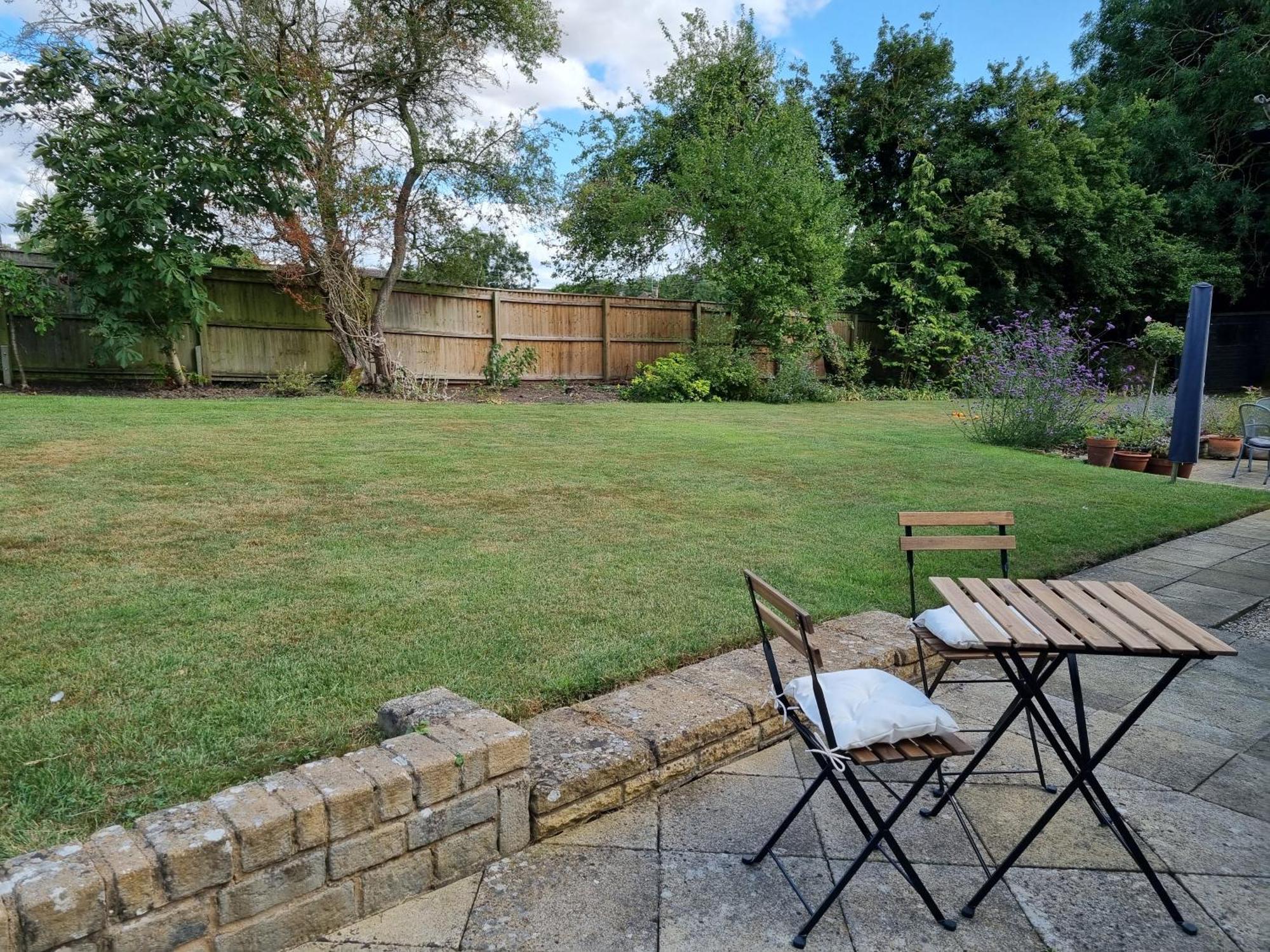 Apartamento A Quiet Gem Just Outside Oundle Exterior foto